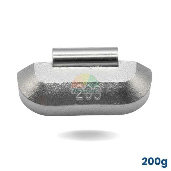 Stříbrné kalibrační závaží 200g pro vyvažovačku kol s vyraženým číslem 200.