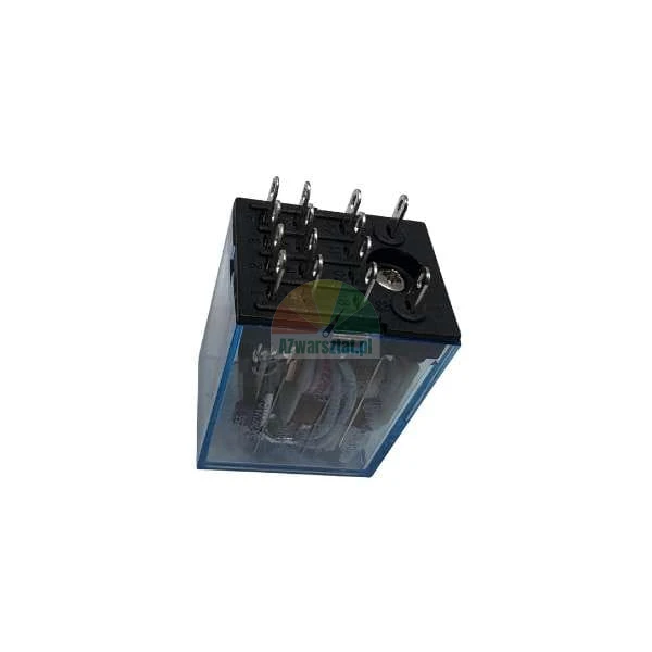 Elektromagnetické relé v průhledném pouzdře s viditelnými piny na černé základně.