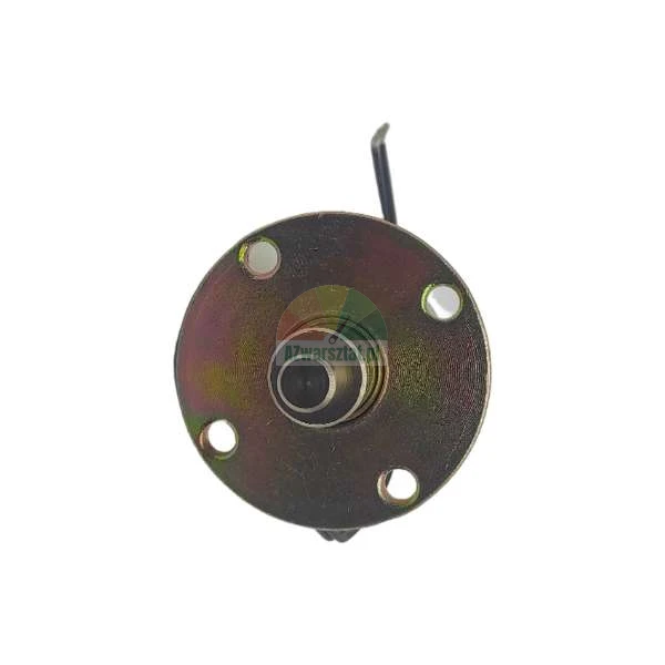 Kovový uzavírací palivový solenoid s kruhovou přírubou a čtyřmi montážními otvory, pohled shora.