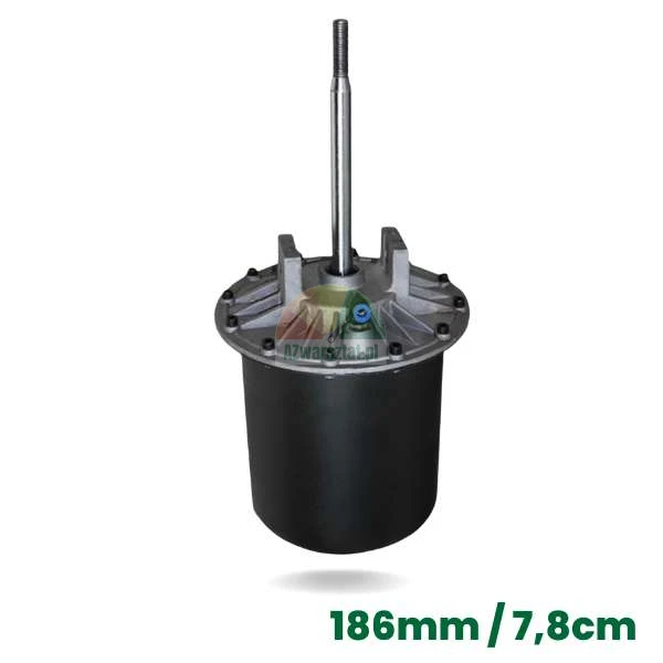 Kompletní válec odrážeče 186mm s pístnicí 16,5-32cm a uchycením 7,8cm na bílém pozadí