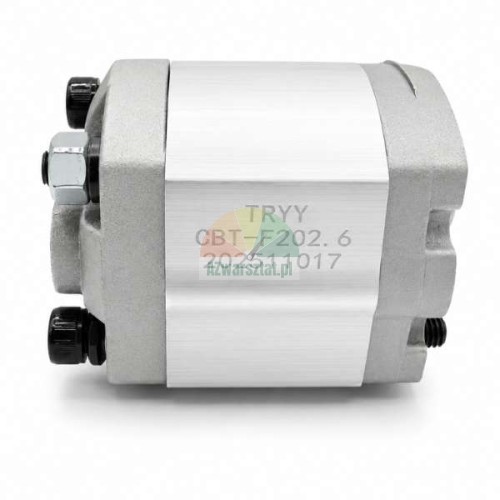 Hydraulické zubové čerpadlo TRYY CBT-F202.6, boční pohled s gravírovaným označením modelu na hliníkovém těle.